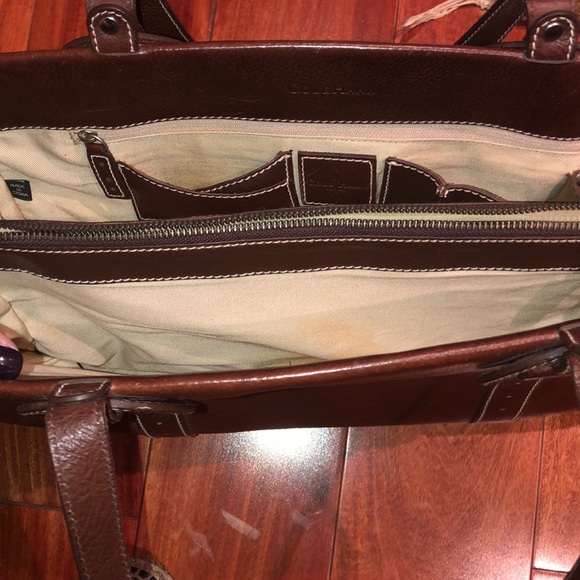 Cole Haan women’s handbag - Picture 3 of 4